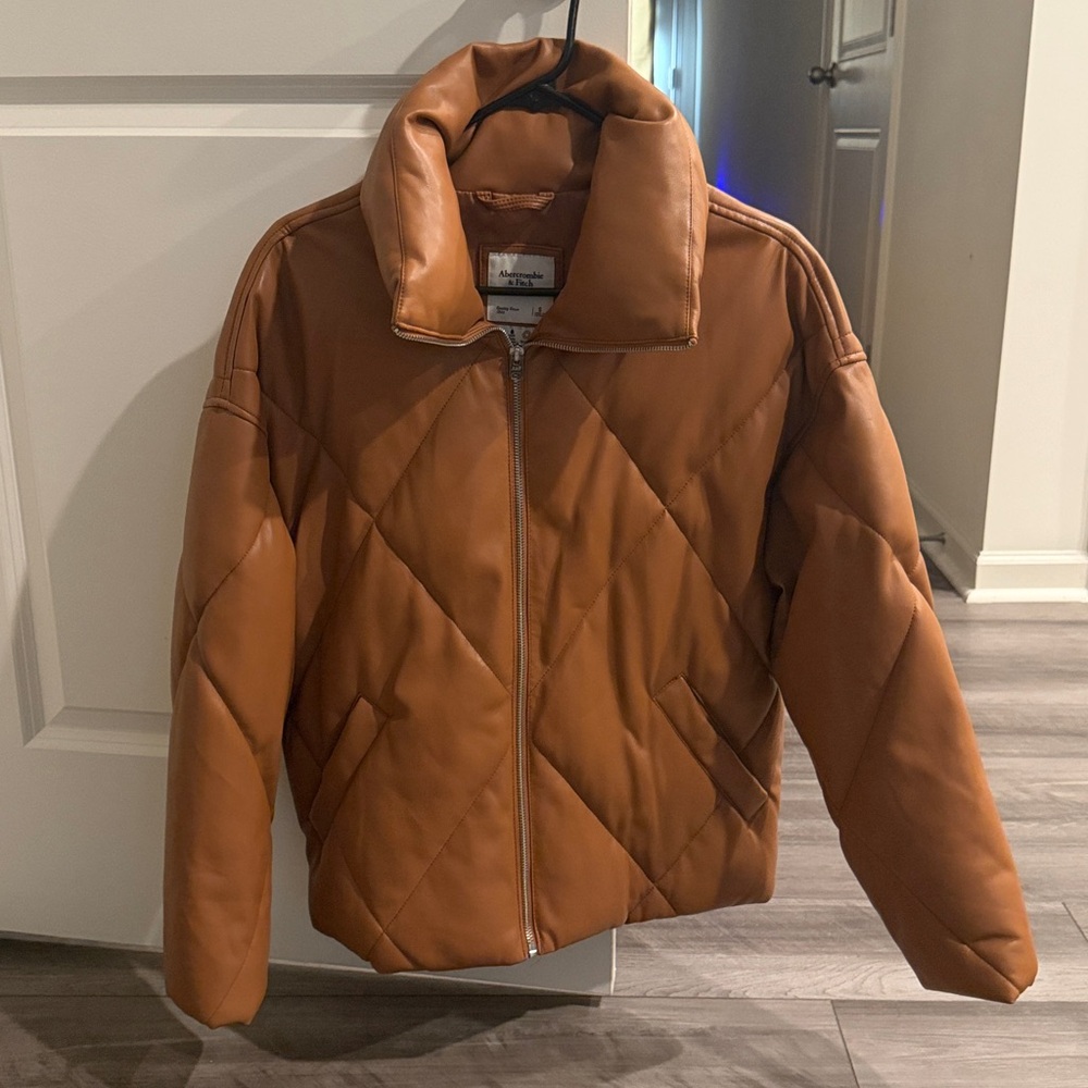 Abercrombie Vegan Leather Quilted Puffer Jacket